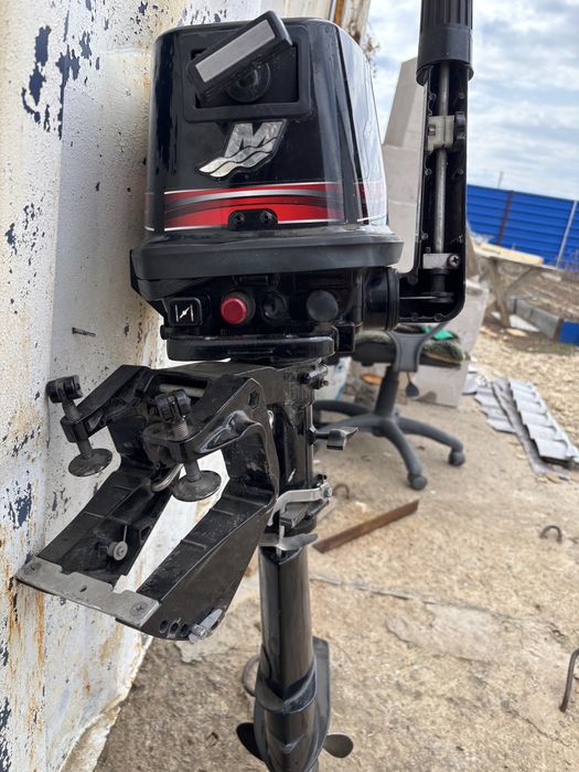 Мотор на лодку Меркури 4.0