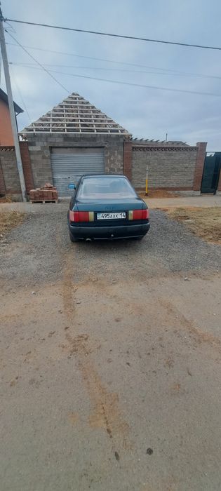 Продам Ауди 80 б4