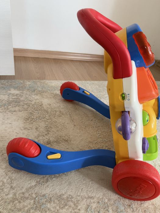 Продам Chicco толокар