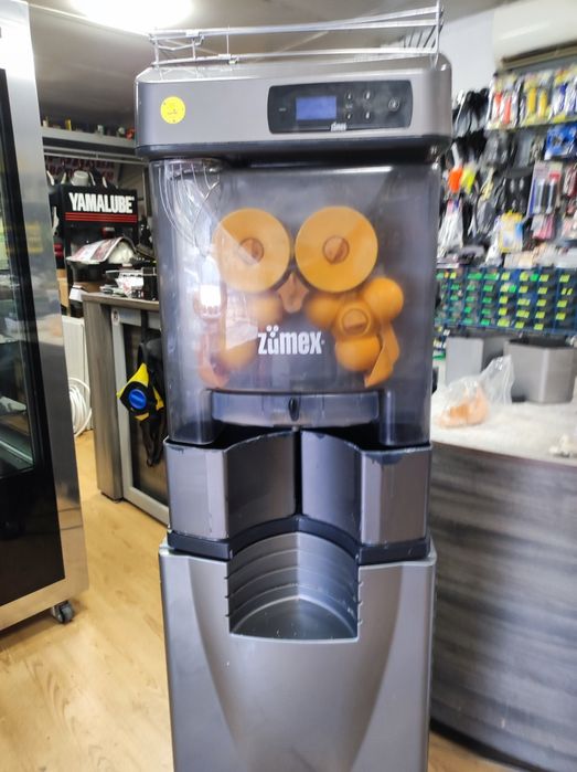 Фреш Машина за портокали Zumex Versatile Pro