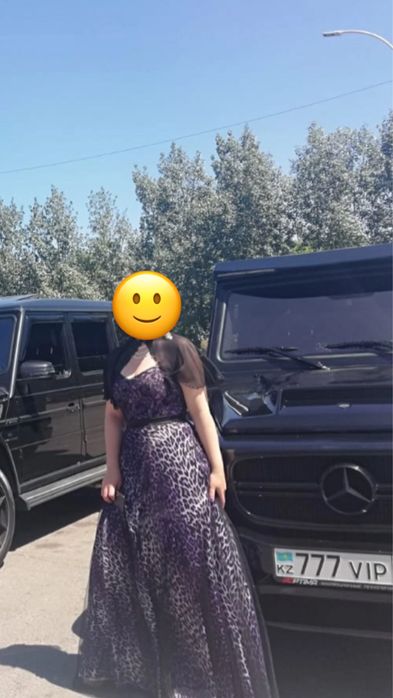 Продам платье 10000