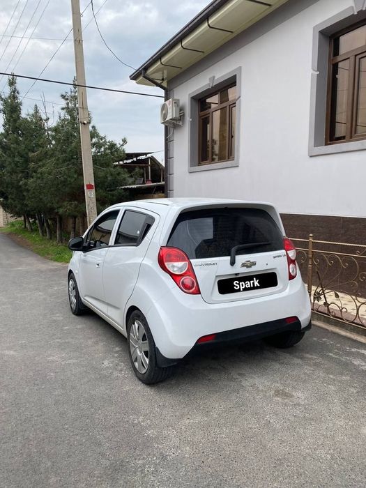 Продам Спарк Автомат