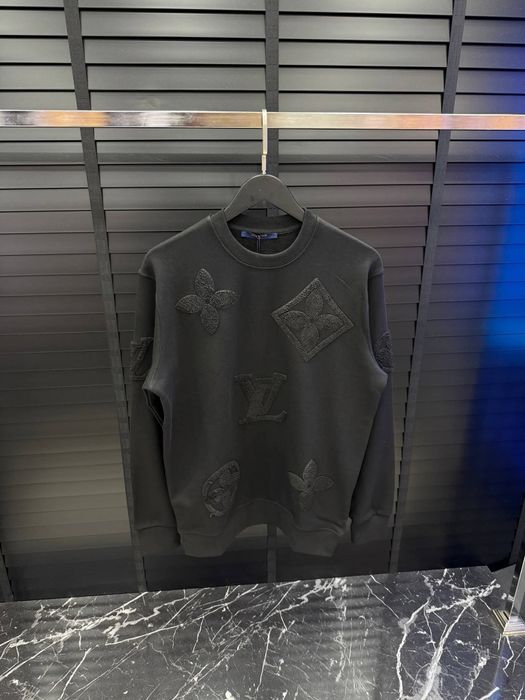 Мъжки блузи различни модели