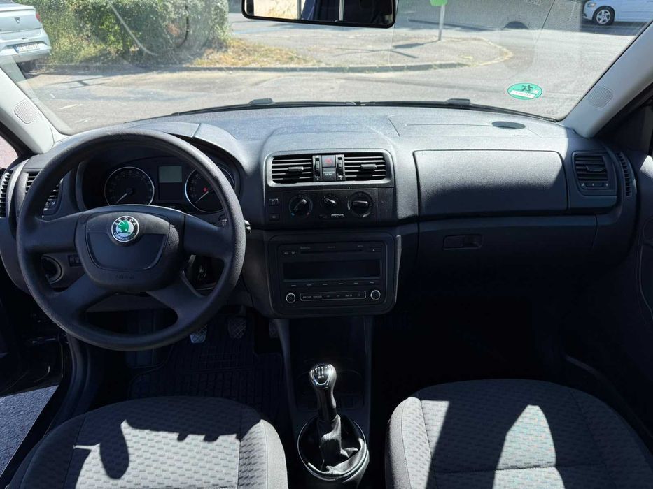 SKODA Fabia 2011 — imagine 5