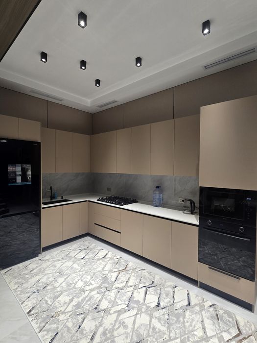 Продам Премиум дачу в чарваке на бочках