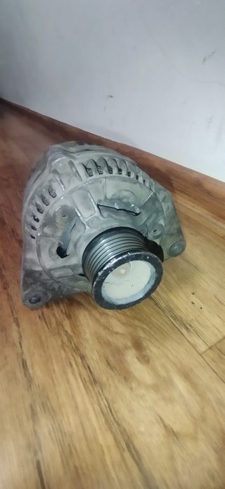 Продам сатылады генератор для Мерседес 90 ампер