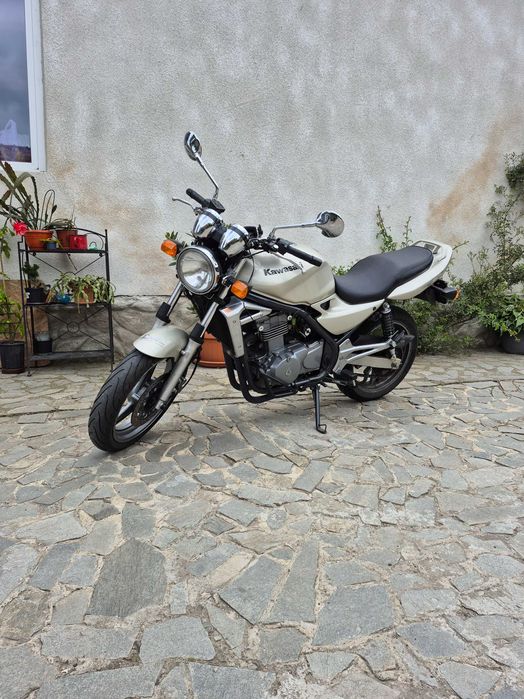 Motocicleta Kawasaki ER5 An 2003