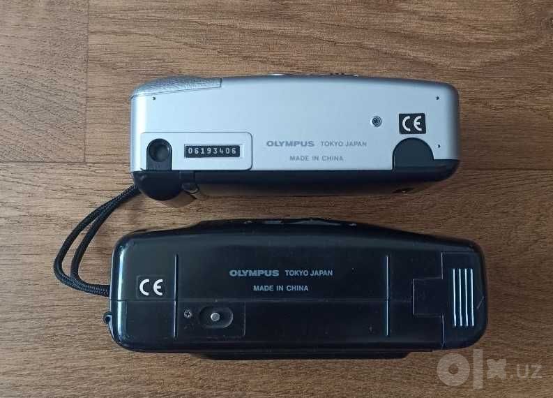 Olympus AF-10 XB и чёрный Olympus Shoot & Go R.