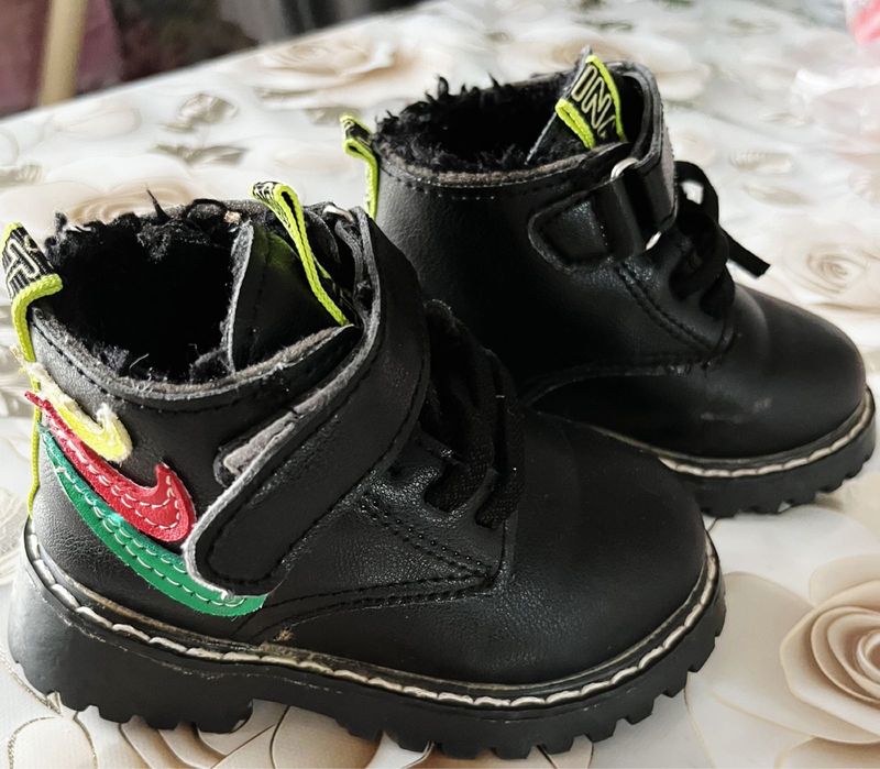 Срочно продам детскую обувь!!!