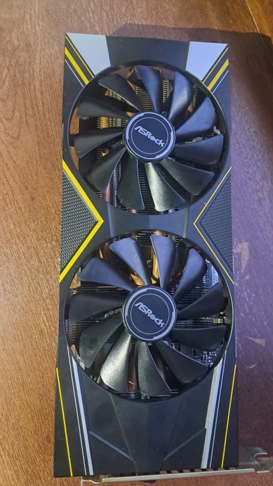 Мощная видеокарта RX5700XT