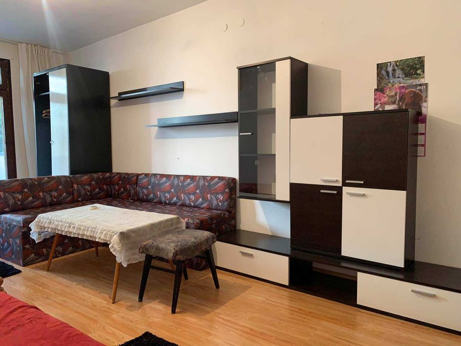 Дава се под наем Двустаен апартамент в Бургас, Възраждане - 45 кв.м за 135 € - Снимка #2