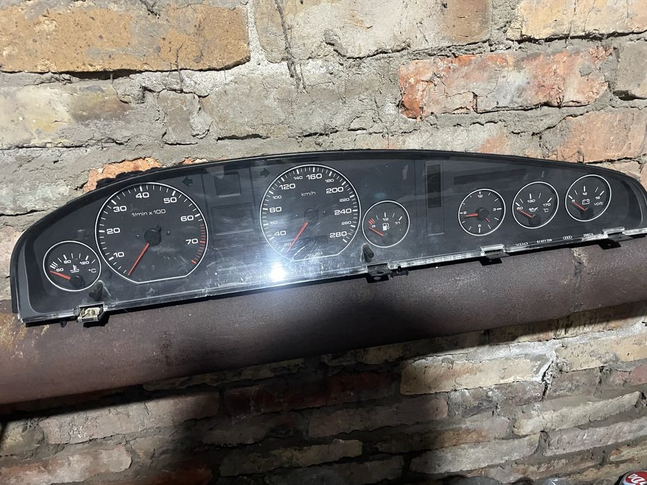 Прлдам щиток приблров ауди 100 а6 с4