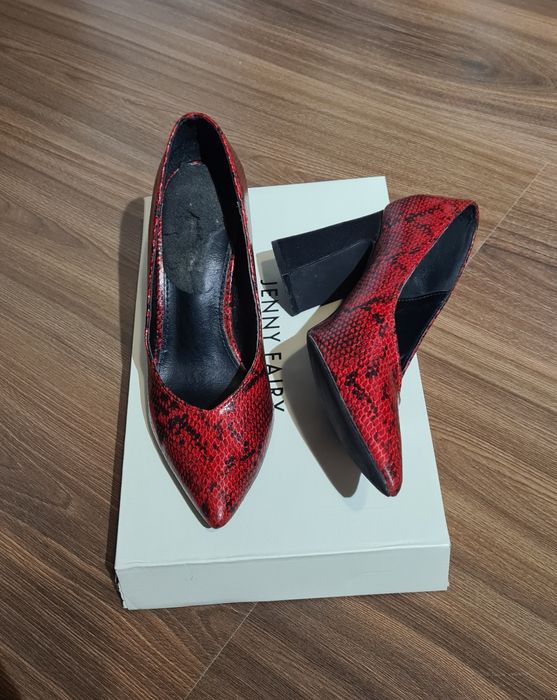 Pantofi roșii femei cu toc gros nr 36 Buonarotti