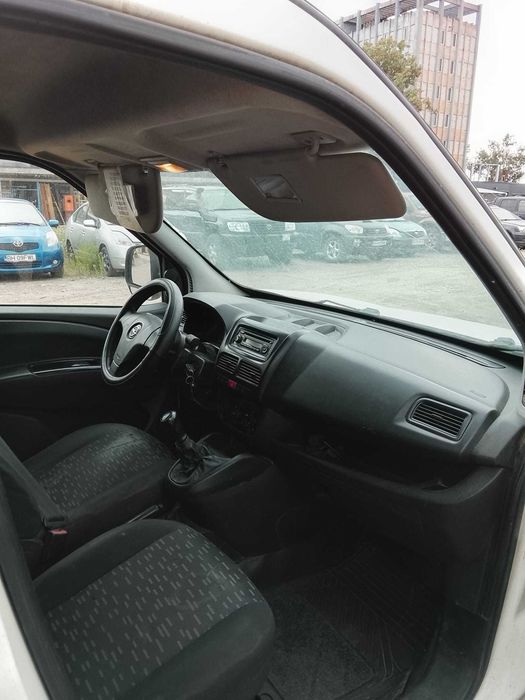 Opel Combo 2013.