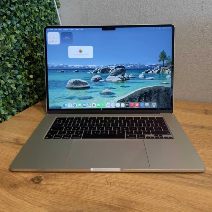MacBook Air 15 M3 256GB / 8GB Starlight - GARANTIE 12 LUNI | TrueGSM