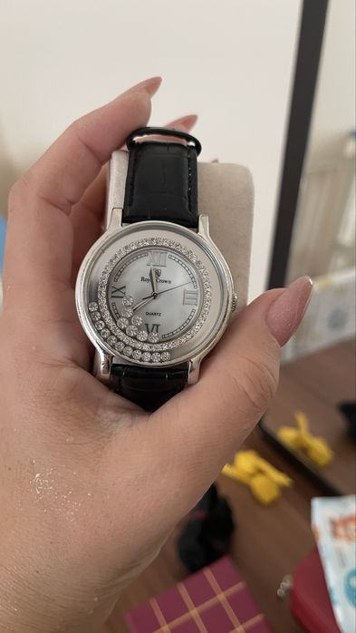 Часы женские наручные Royal Crown