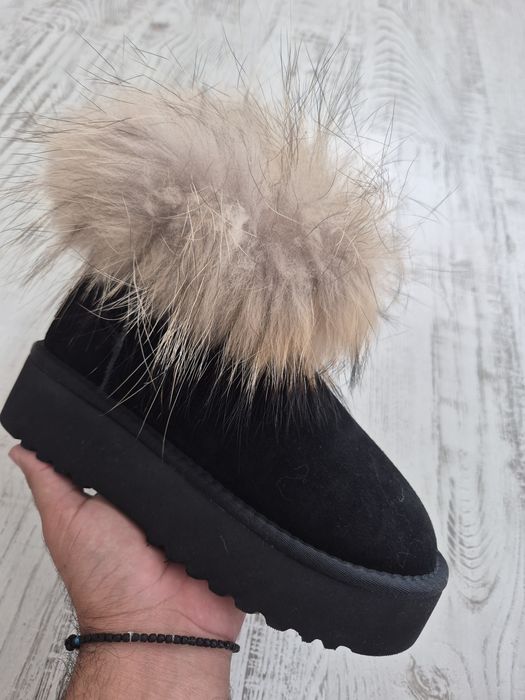 Cizme UGG din piele naturala si blanita naturala./ Transport gratuit