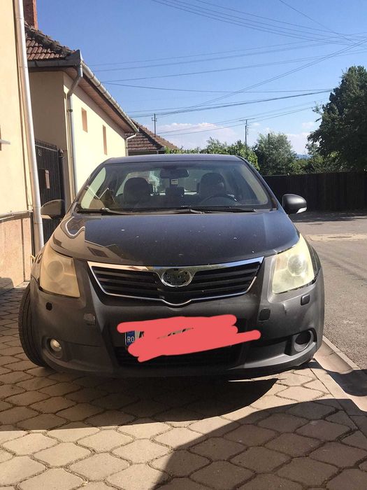 TOYOTA Avensis