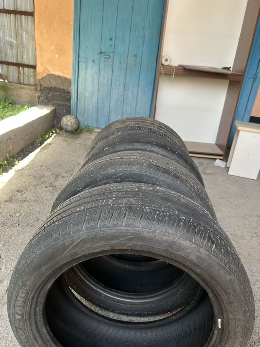 Комплект шин 215/50/17