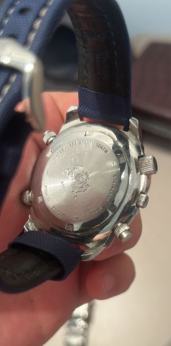 Продам часы Festina