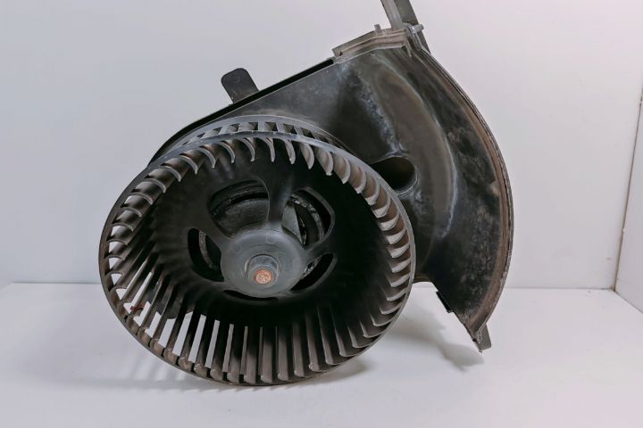 Ventilator habitaclu J84F666583V Renault Scenic a 2-a generatie