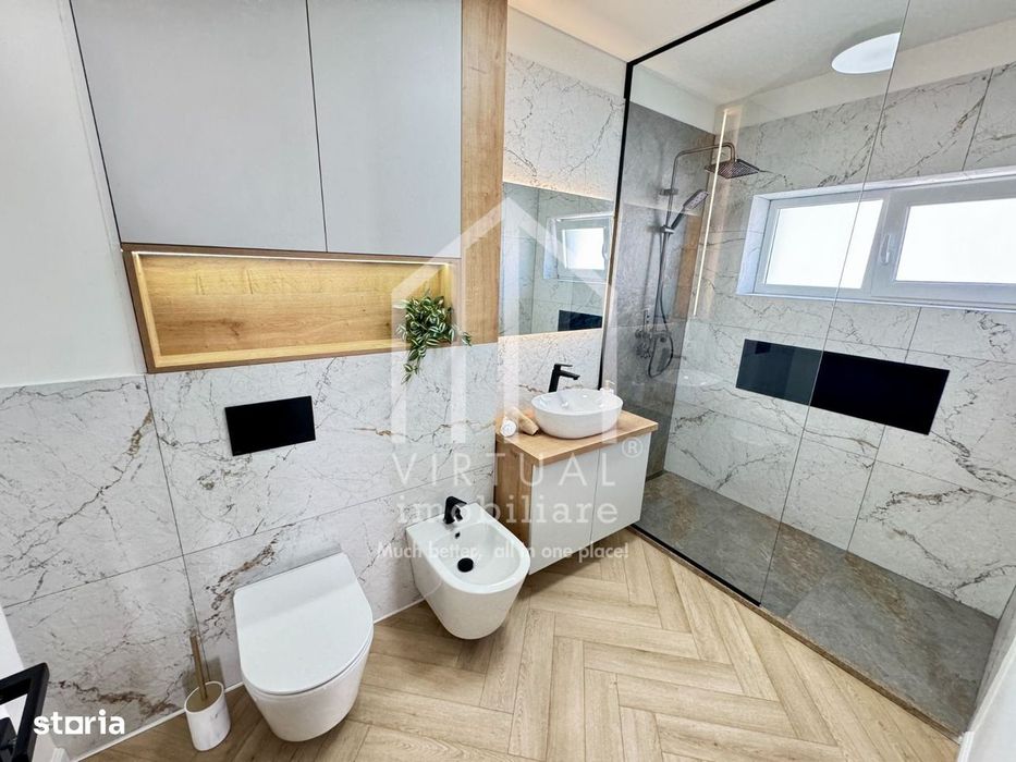 Penthouse cu 5 camere si 3 bai - 118 mp utili - Priveliste superba