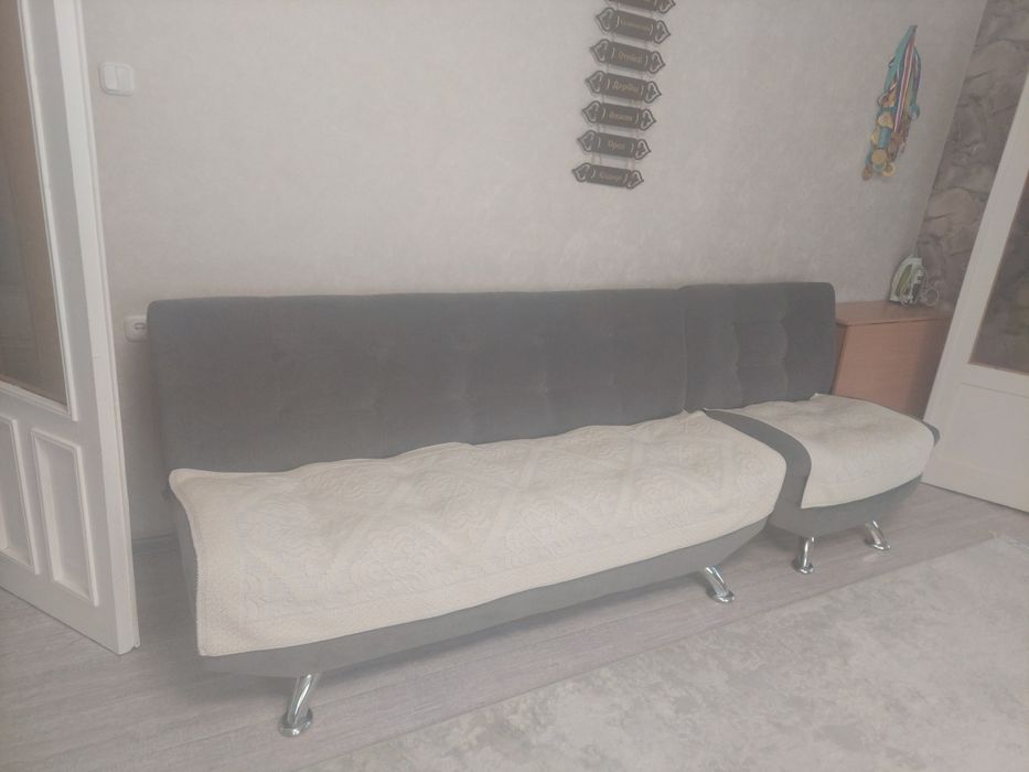 Продам диван и кресла