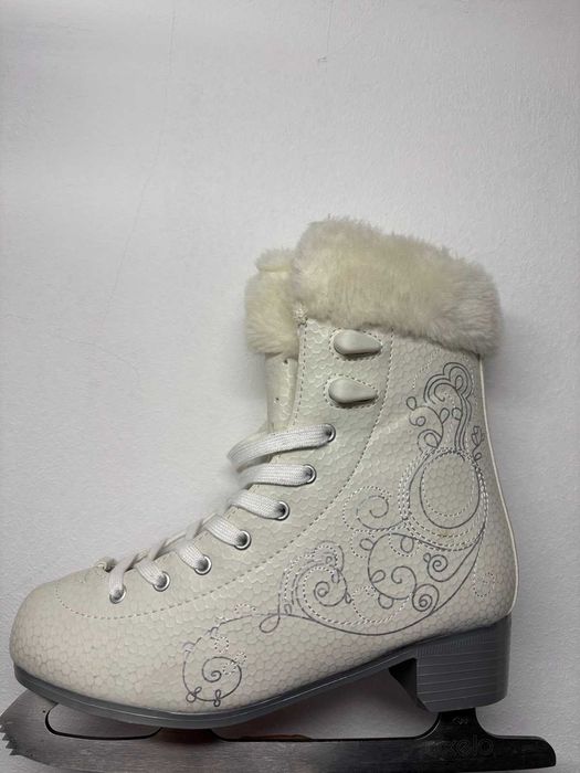 Зимни кънки за лед