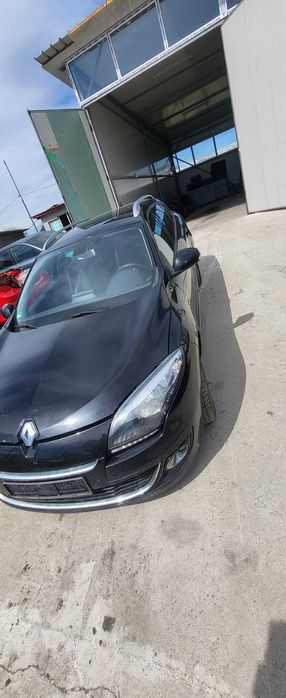 Interior Auito Renault Megane 3 2015