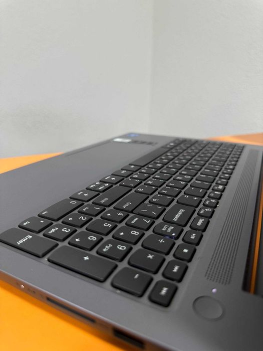 Lenovo Ideapad slim 3