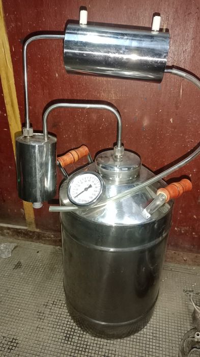 Продам дистиллятор 12 литров