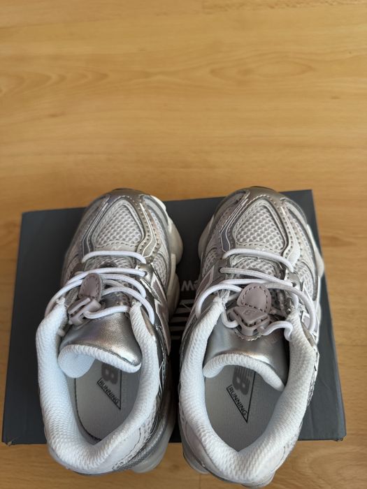 New Balance 9060 детски маратонки