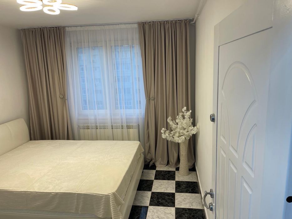 Inchiriez apartament