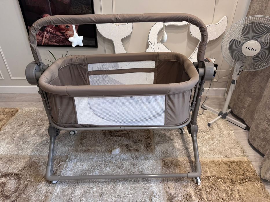 Продам электронный манеж