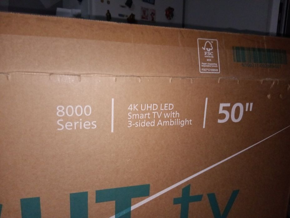 Vând televizor ul acesta are o zi de când este cumpărat mia căzut