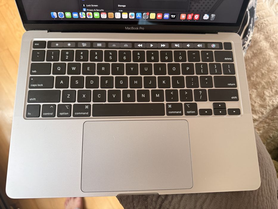MacBook Pro 13” 2020 Touch Bar, 512gb, factura