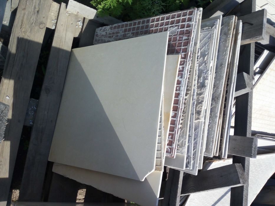 Бой плитки керамогранита