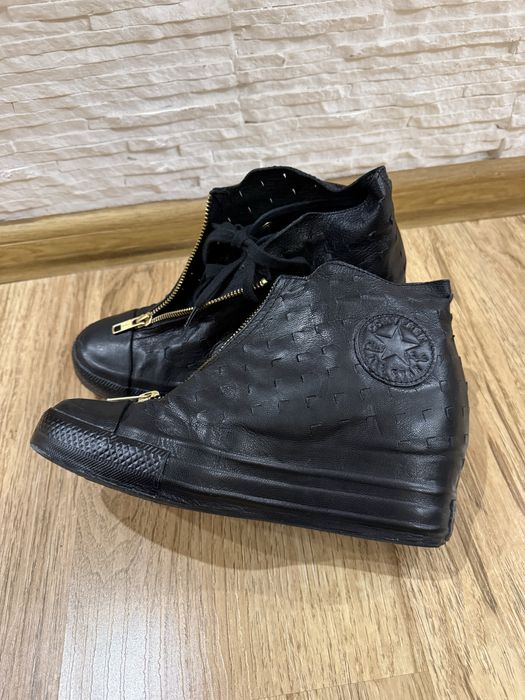 Уникални  Converse Chuck Taylor All Star LUX с вътрешна платформа