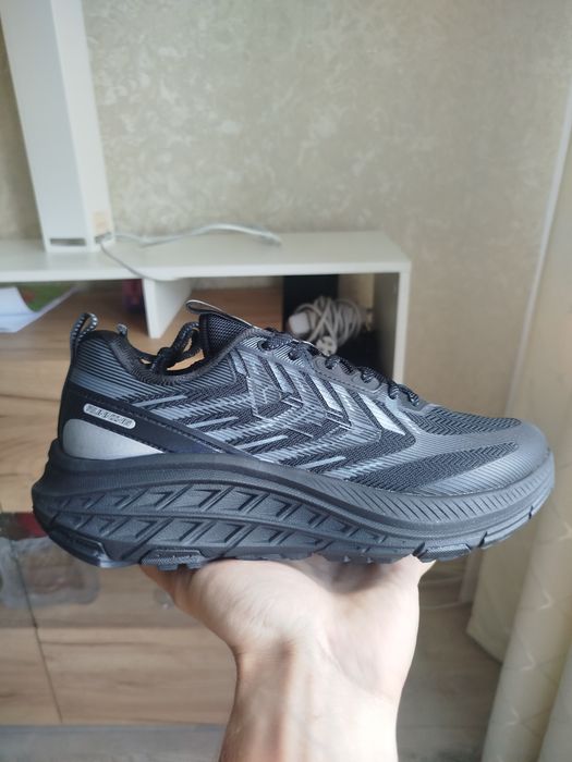 Кроссовки Xtep размер 41 (25.5см)