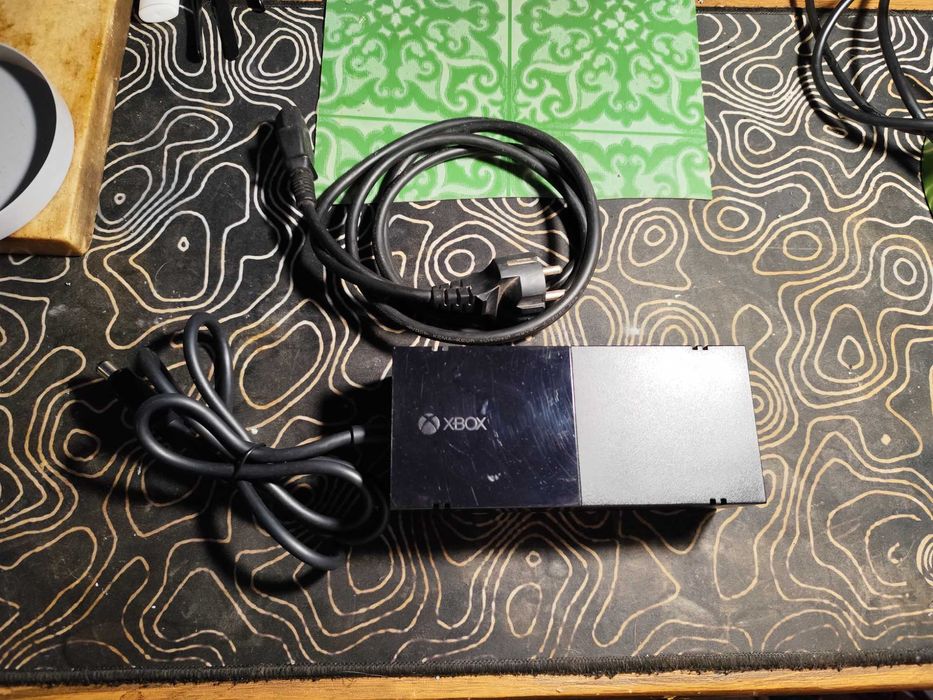 Sursă Xbox One Recondiționată