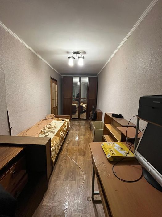 Продам 2 Ком квартиру в центре города