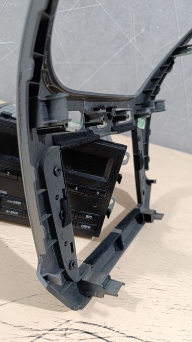 Cobalt zavod magnitofon aux, ramkasi bilan BLUETOOTH YOQ