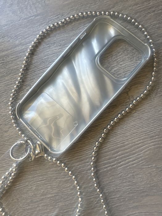 Продаю чехол с подвеской!