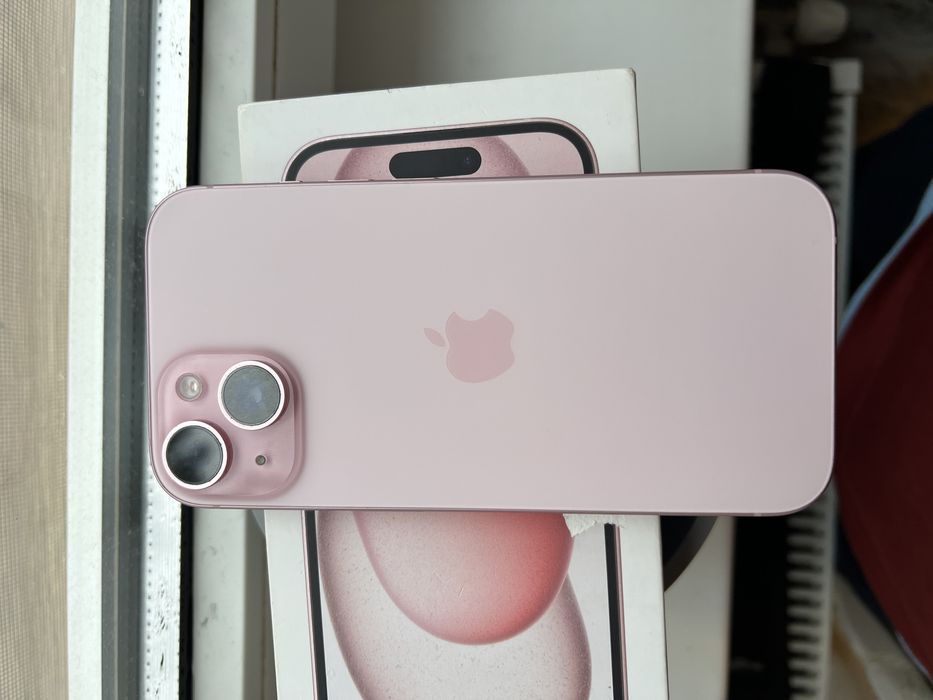 Iphone 15 pink 10/10