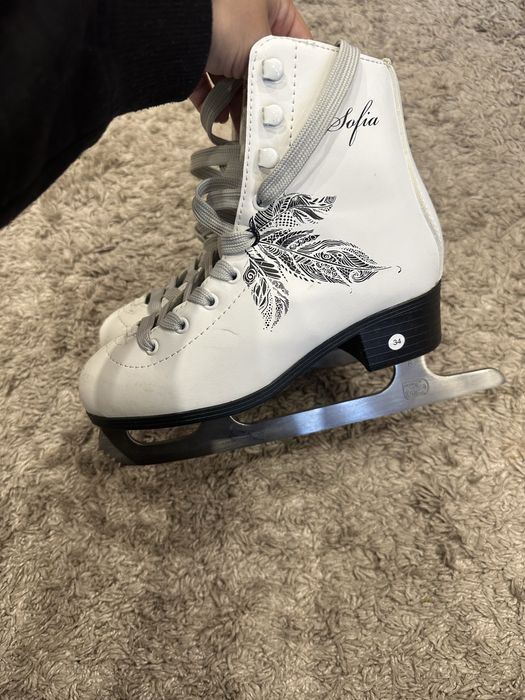 Продам коньки в отличном состоянии