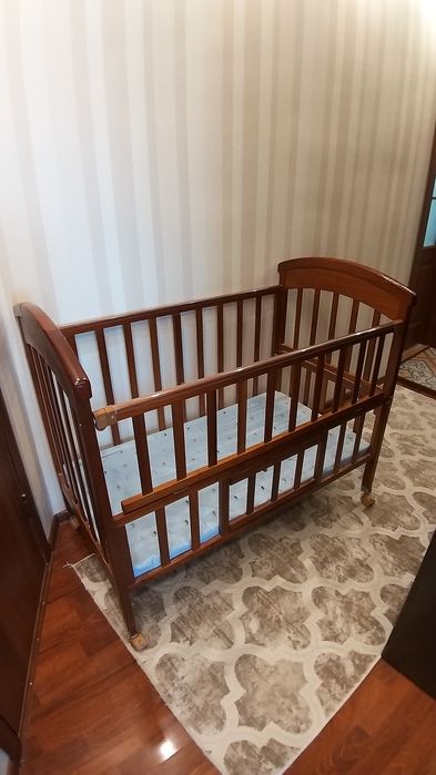 Кроватка детская