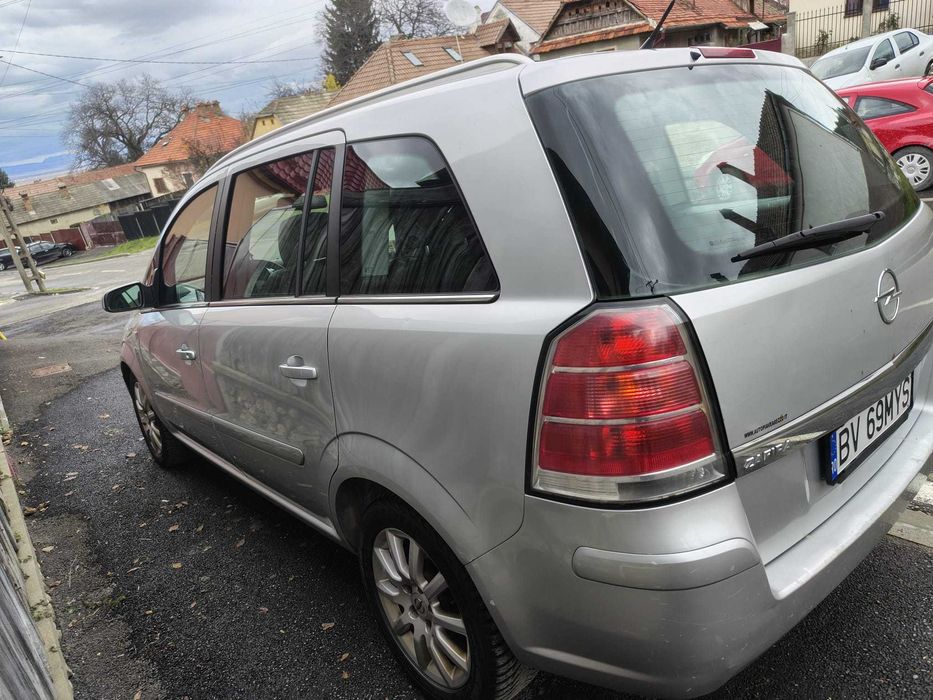 Opel Zafira 1.9 diesel 7 locuri UNIC PROPRIETAR piele