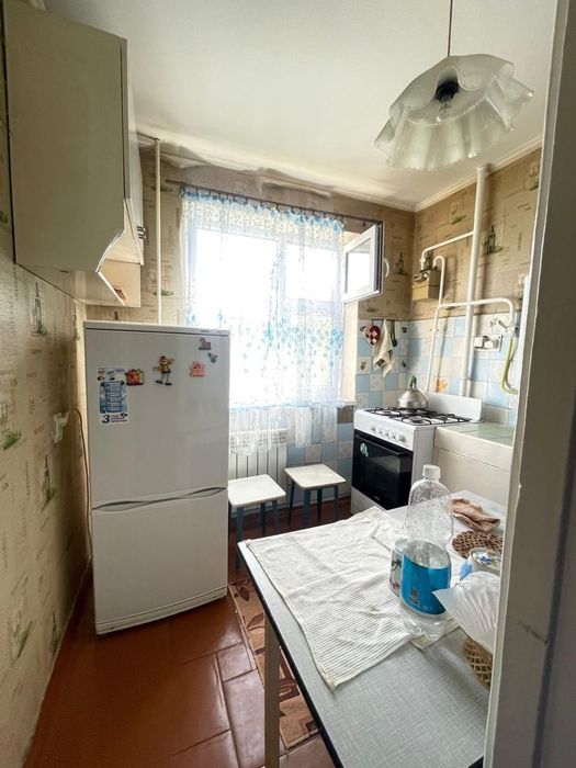 Сдам 2х ком Жангельдина 4 этаж