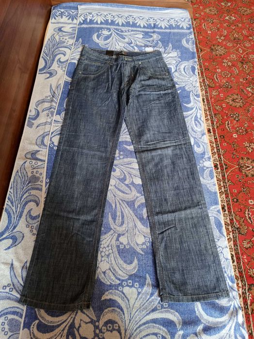 Продам мужские джинсы Wrangler