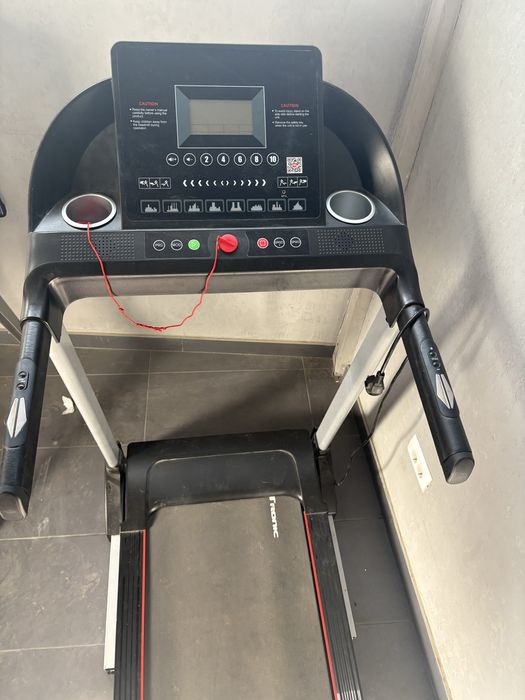 Banda j2000 de alergat